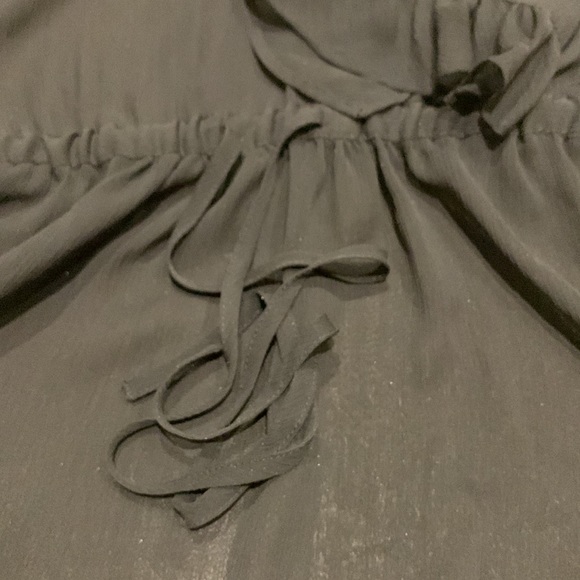 Never worn sheer blouse - Picture 5 of 7